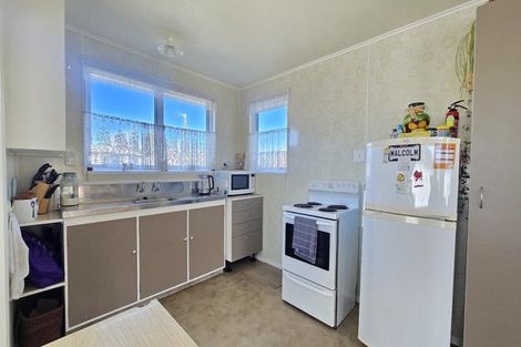 Photo of property in 16 Lancaster Crescent, Tokoroa, 3420