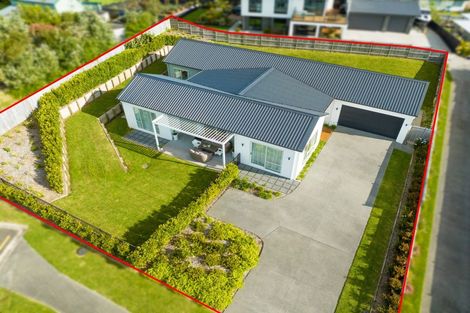 Photo of property in 37 Motukaraka Drive, Beachlands, Auckland, 2018
