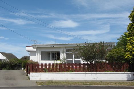 Photo of property in 12 Colac Street, Avondale, Christchurch, 8061