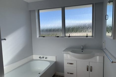 Photo of property in 1/4 Allen Street, Boulcott, Lower Hutt, 5011