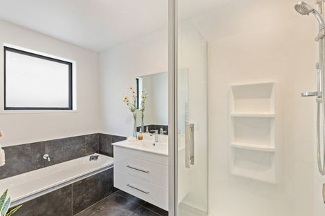 Photo of property in 29a Atutahi Street, Hurdon, New Plymouth, 4310