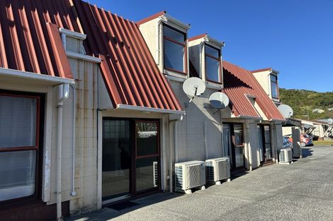 Photo of property in 39 Murray Street, Greymouth, 7805