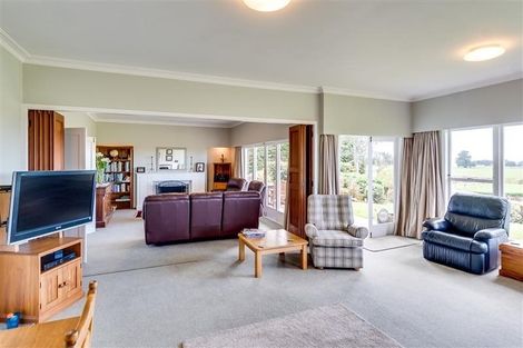 Photo of property in 1025 Aorangi Road, Maraekakaho, Hastings, 4171