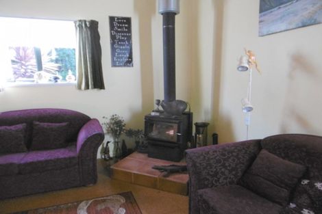 Photo of property in 375 Tauraroa Road, Maungakaramea, Whangarei, 0178