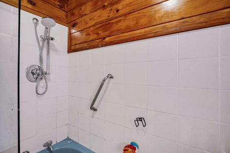 Photo of property in 27 Ray Small Drive, Papakura, 2110