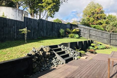 Photo of property in 79 Vipond Road, Stanmore Bay, Whangaparaoa, 0932