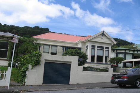 Photo of property in 43 Porritt Avenue, Mount Victoria, Wellington, 6011