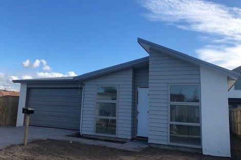 Photo of property in 17 Huanui Close, Papamoa Beach, Papamoa, 3118