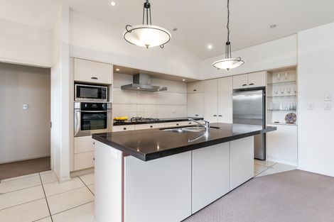 Photo of property in 31 Inverness Drive, Pyes Pa, Tauranga, 3112