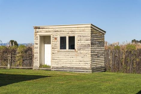 Photo of property in 260 Pukehina Parade, Pukehina, Te Puke, 3189