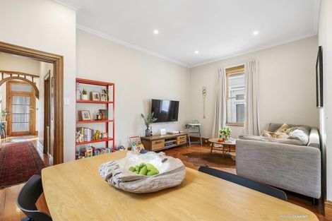 Photo of property in 5 Te Whiti Street, Kilbirnie, Wellington, 6022