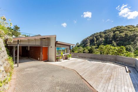 Photo of property in 130a Cheviot Road, Lowry Bay, Lower Hutt, 5013