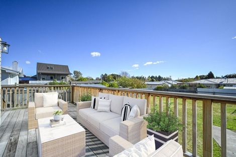 Photo of property in 68 Middle Road, Havelock North, 4130