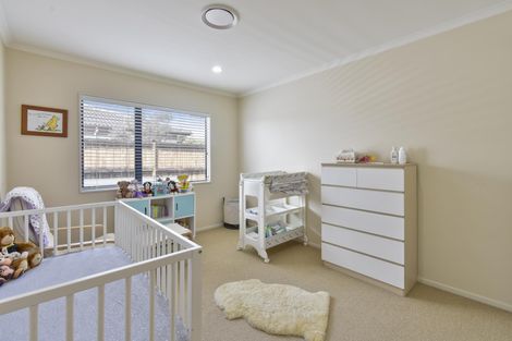 Photo of property in 19 Fergy Crescent, Wattle Downs, Auckland, 2103