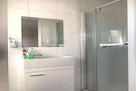 Photo of property in 30c Alfriston Road, Manurewa East, Auckland, 2102