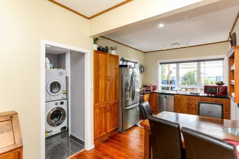 Photo of property in 16 Maranui Street, Welbourn, New Plymouth, 4310