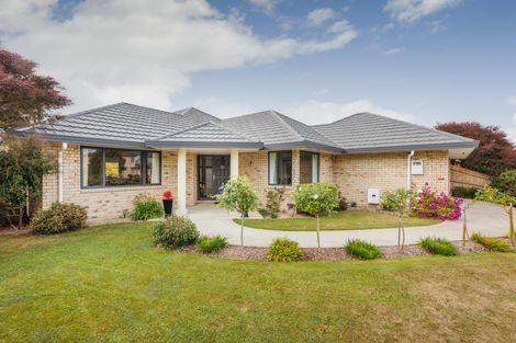 Photo of property in 147 Pacific Drive, Fitzherbert, Palmerston North, 4410
