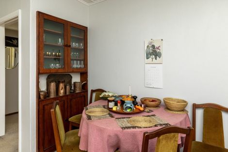 Photo of property in 90-92 Kiwi Road, Raumati Beach, Paraparaumu, 5032