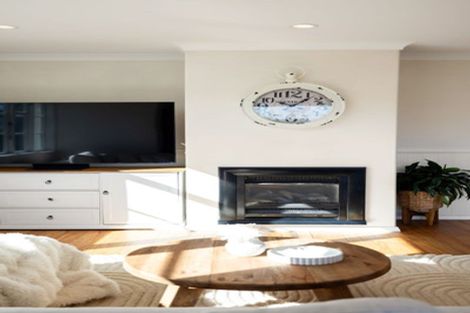 Photo of property in 2 Newall Street, Hamilton East, Hamilton, 3216