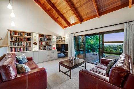 Photo of property in 238 Point View Drive, East Tamaki Heights, Auckland, 2016