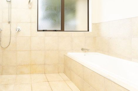 Photo of property in 16 Grasmere Court, Huntington, Hamilton, 3210