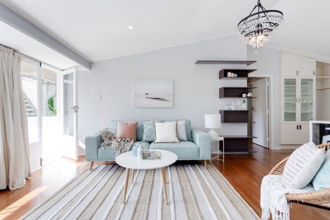 Photo of property in 5 Waerenga Road, Days Bay, Lower Hutt, 5013