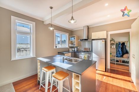 Photo of property in 7 Vincent Street, Waterloo, Lower Hutt, 5011