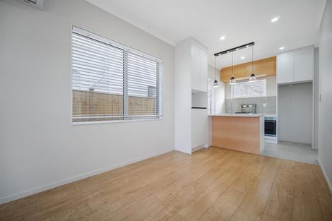 Photo of property in 29 Kaha Road, Takanini, 2110