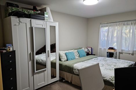 Photo of property in 20 Condor Place, Unsworth Heights, Auckland, 0632