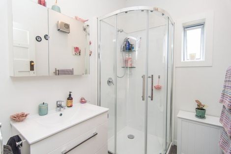 Photo of property in 15 Saint George Street, Watlington, Timaru, 7910