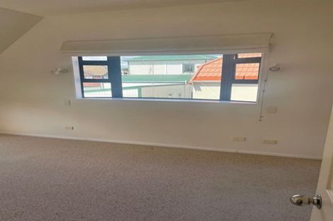 Photo of property in 144au3 Karori Road, Karori, Wellington, 6012