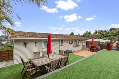 Photo of property in 21 Scotstoun Place, Glen Eden, Auckland, 0602