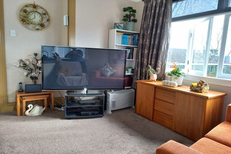 Photo of property in 18 Seaview Terrace, Mount Albert, Auckland, 1025