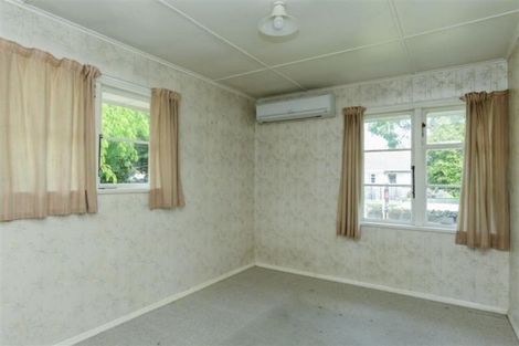 Photo of property in 42 Barker Road, Marewa, Napier, 4110