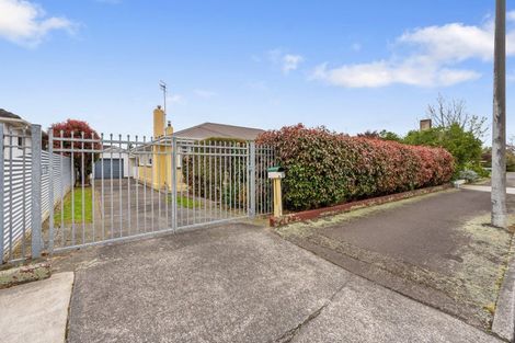 Photo of property in 17 Grey Street, Feilding, 4702