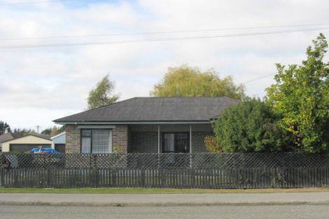 Photo of property in 3 Holmes Street, Waimate, 7924