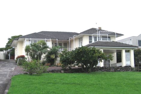 Photo of property in 1/3 Laings Road, Bucklands Beach, Auckland, 2012