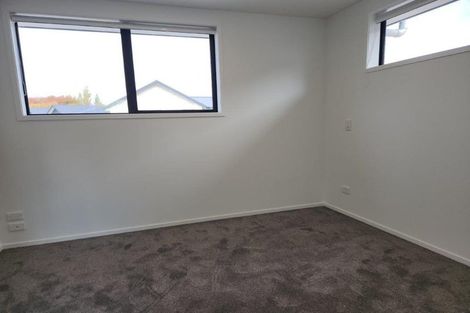 Photo of property in 4/2 Matata Place, Dallington, Christchurch, 8061