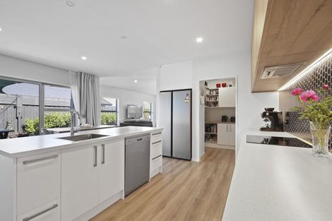 Photo of property in 28 Te Hurunui Drive, Pegasus, 7612