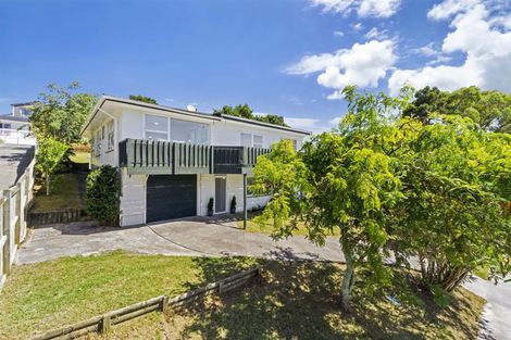 Photo of property in 33 Weatherly Road, Torbay, Auckland, 0630