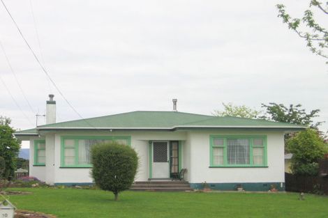 Photo of property in 10 Stirling Street, Te Aroha, 3320