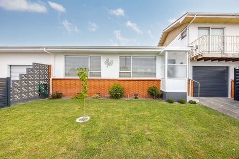 Photo of property in 10 Ashcroft Street, Pirimai, Napier, 4112