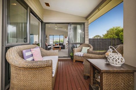 Photo of property in 18 Captain Wood Avenue, Whitianga, 3510