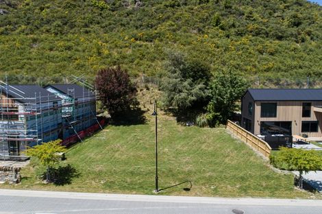 Photo of property in 22 Flynn Lane, Arrowtown, 9302