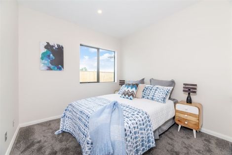 Photo of property in 11 Reserva Crescent, Kumeu, 0810