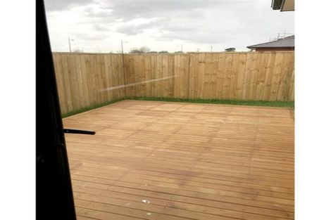 Photo of property in 37 Black Beech Crescent, Takanini, 2110