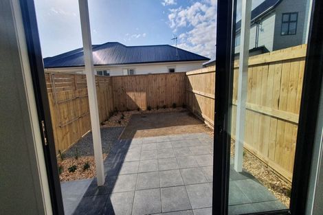 Photo of property in 12 Kauamo Close, Waiwhetu, Lower Hutt, 5010