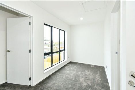 Photo of property in 115b Russell Road, Manurewa, Auckland, 2102