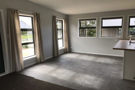 Photo of property in 2b Ataahua Place, Featherston, 5710