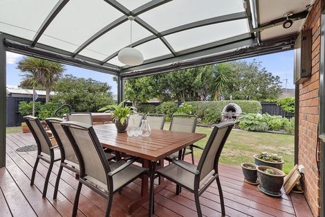 Photo of property in 20 Farringdon Avenue, Rototuna North, Hamilton, 3210